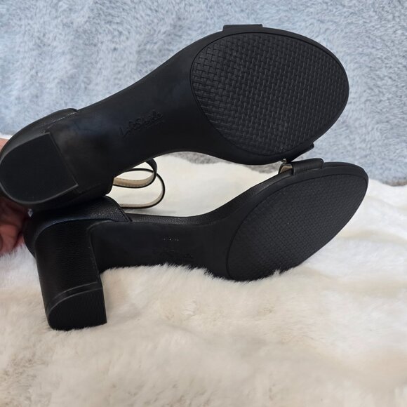Life Stride Fab Flex Florence Ankle Strap Pumps Black Straps Size 11 W Wide NEW - Picture 4 of 8